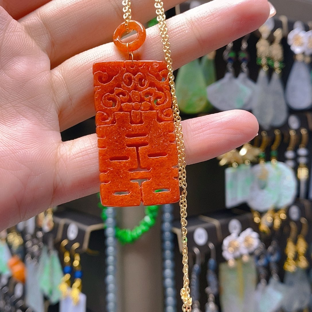 未镶嵌翡翠耳饰翡翠