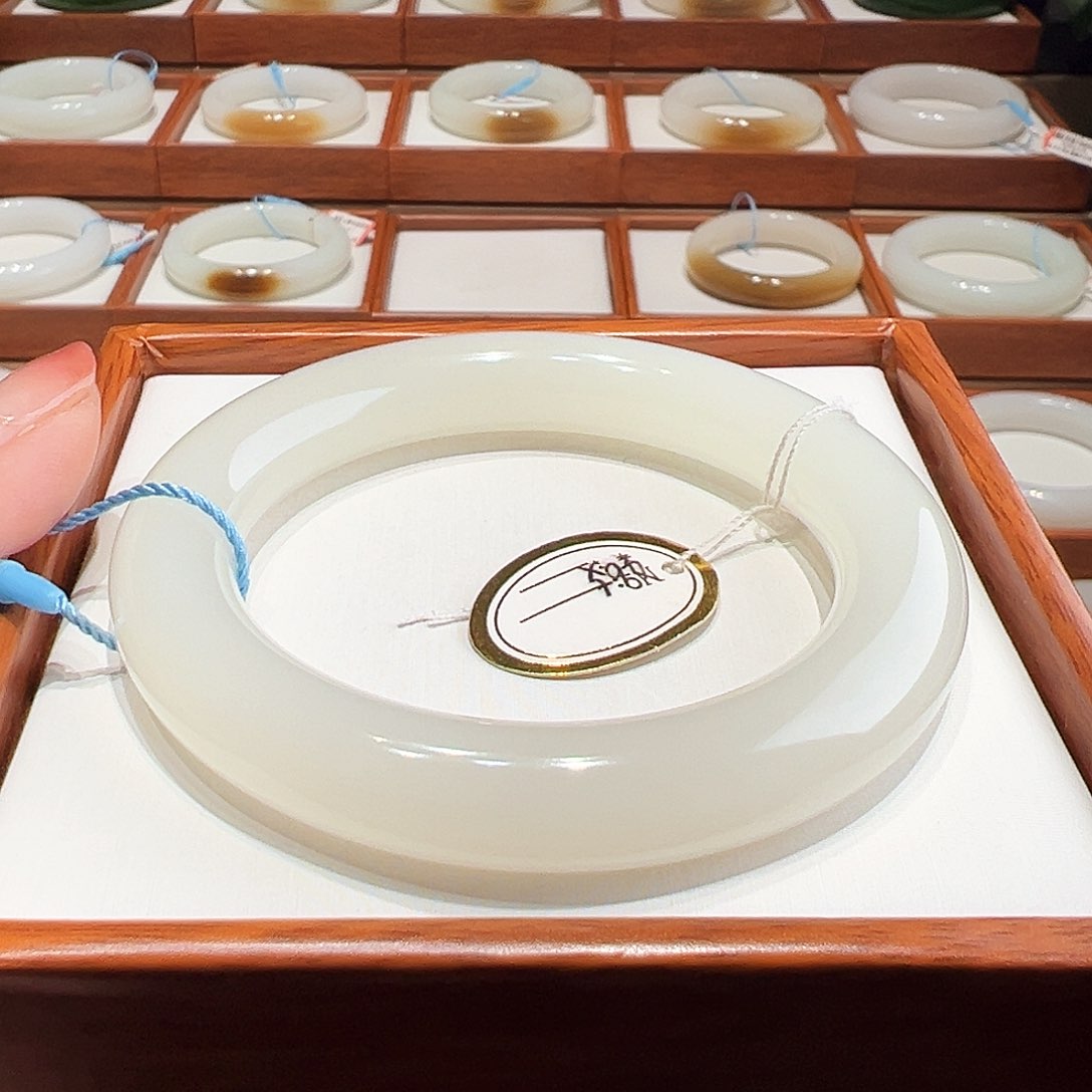 和田玉手镯5455未镶嵌