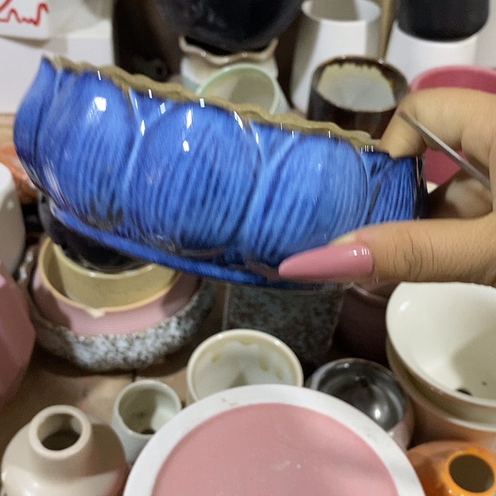 陶瓷花盆有孔 瑕疵介意勿拍 