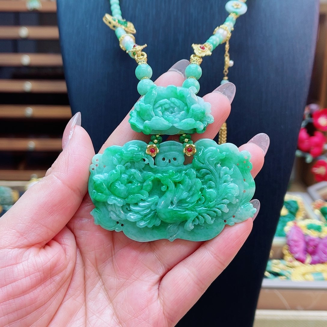 颈饰合金翡翠48小时鉴赏期