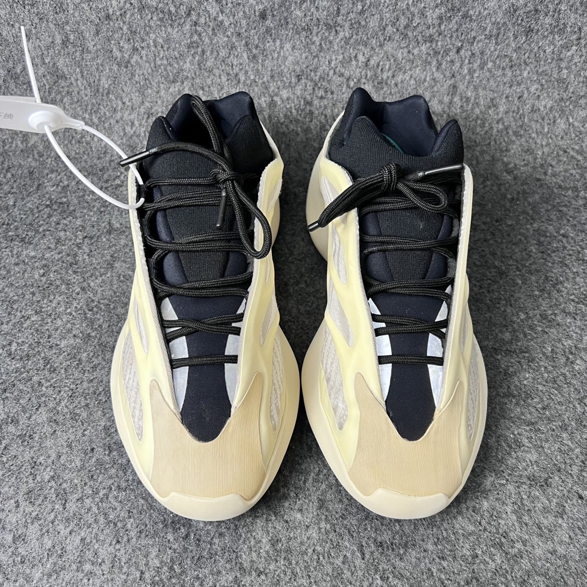 95新 LANVIN 700异形44码H0902鞋