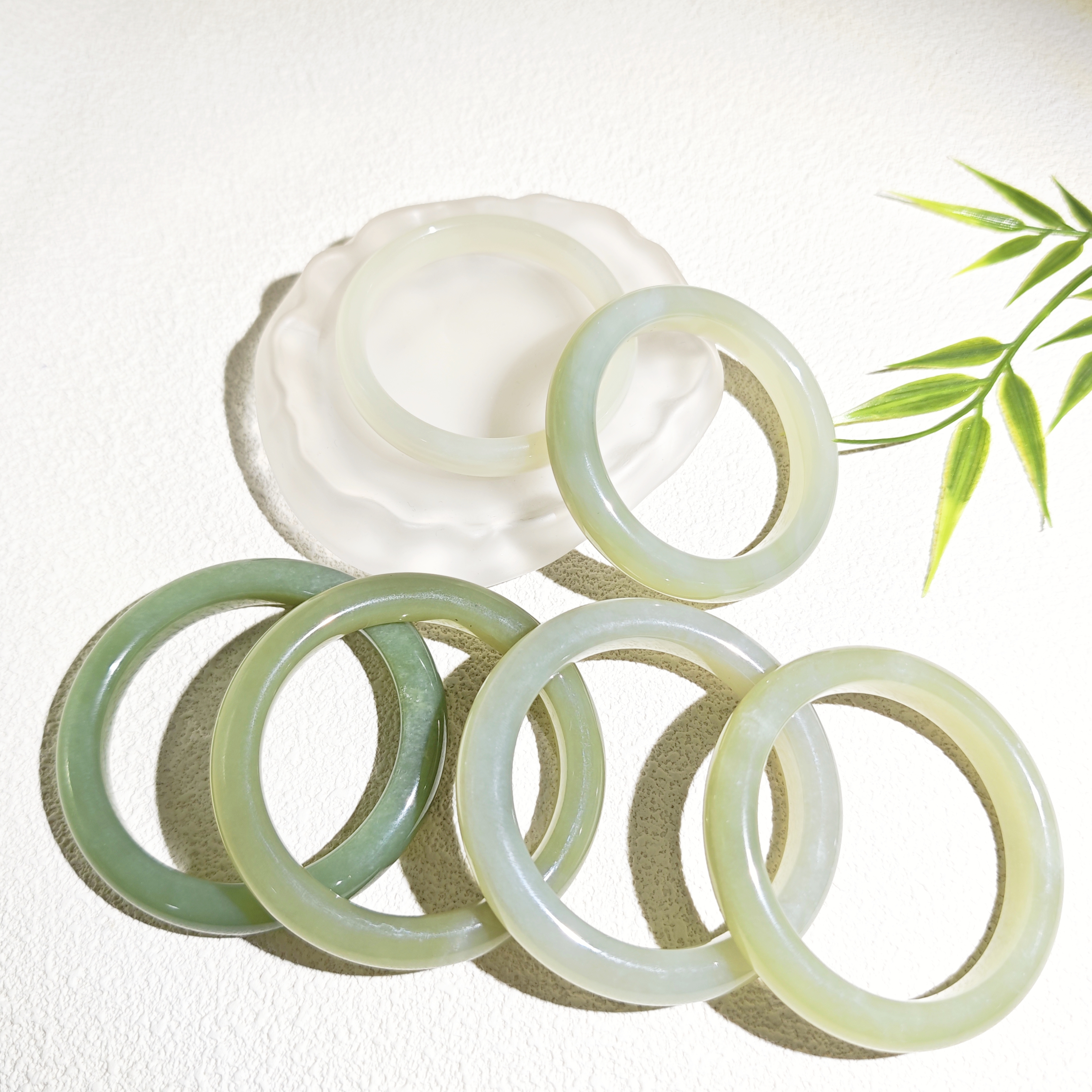 天然和田玉手镯 多样性发货 拍一发一H390