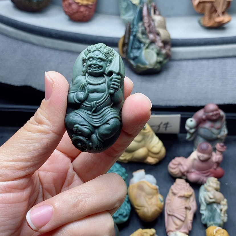 【闪购商品】定制石英质玉吊坠未镶嵌