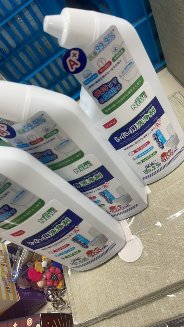 非常好用的挂壁马桶清洁剂