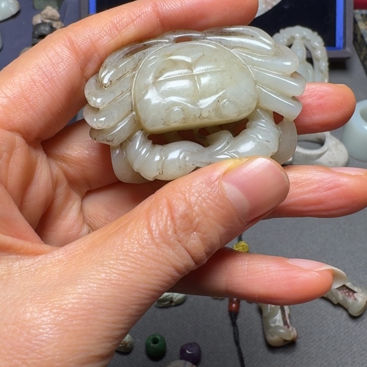 用***8和田玉（糖玉）未镶嵌挂件