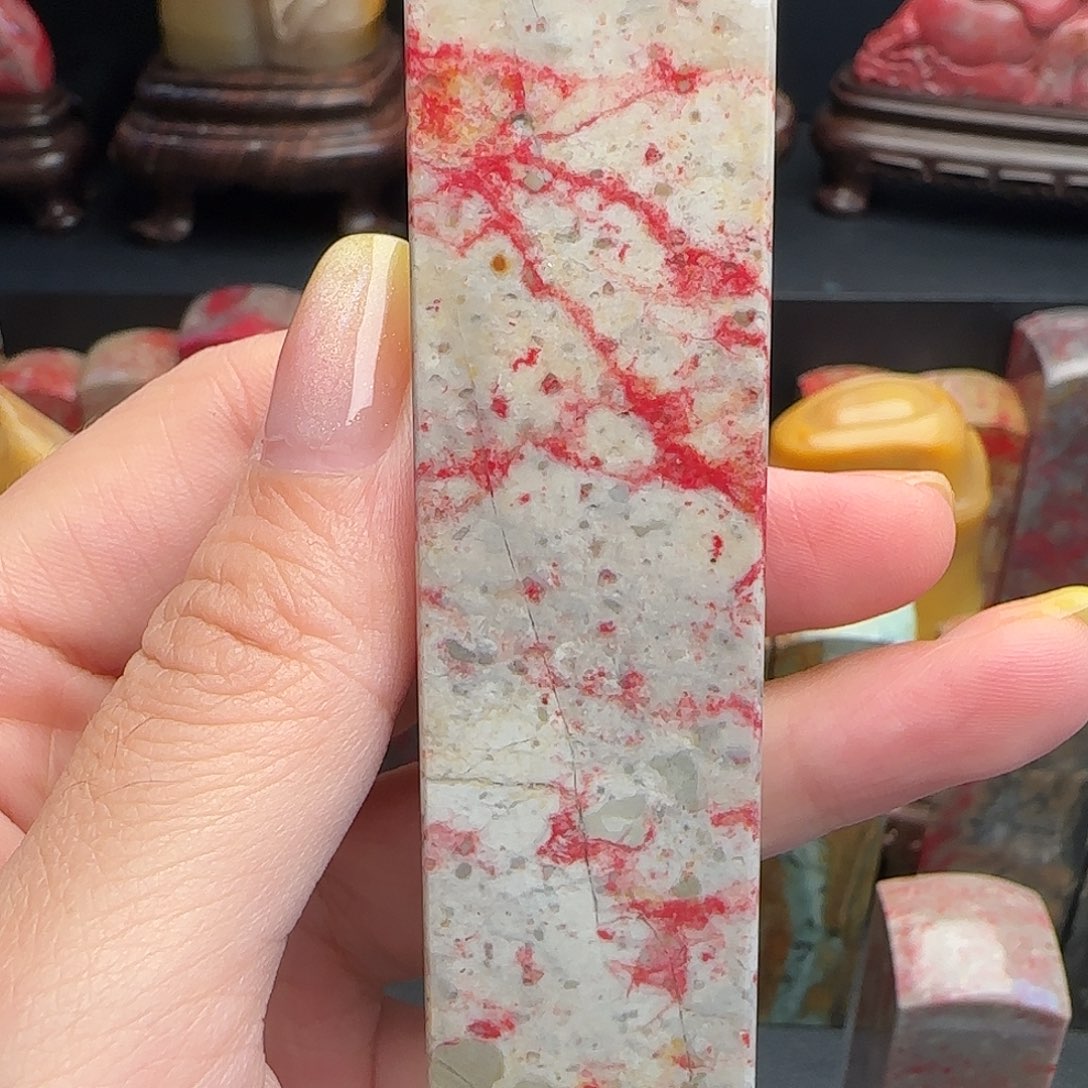 昌化石昌化鸡血石