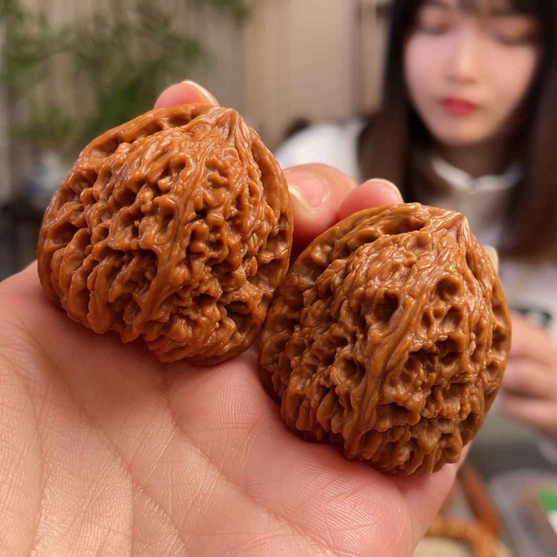 桃核把件39×40尺全品涿鹿老树南将石CN0890