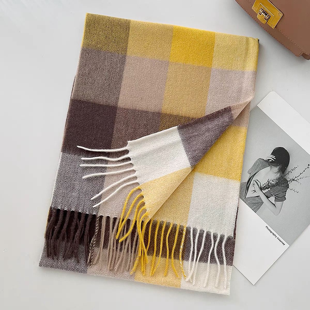 24款黄咖方格羊毛时尚百搭围巾双面女士经典保暖秋冬绵羊毛英伦