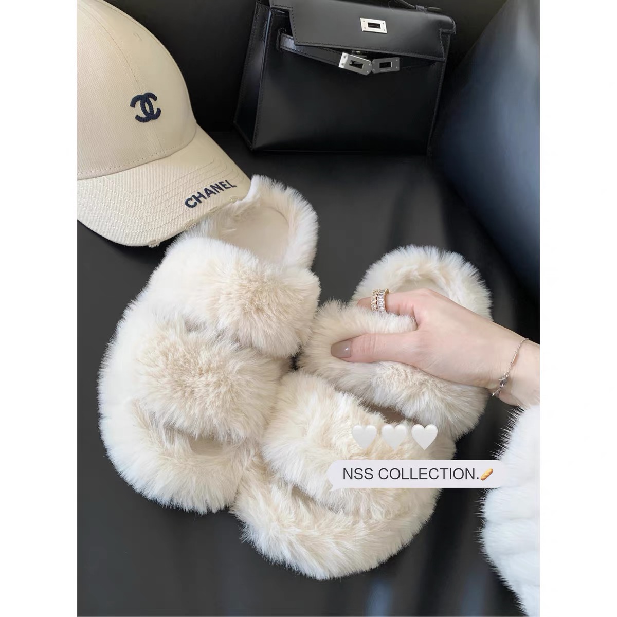 【今晚发】09077 冬季网红爆款毛毛鞋女外穿外出厚底毛绒茸茸棉拖鞋