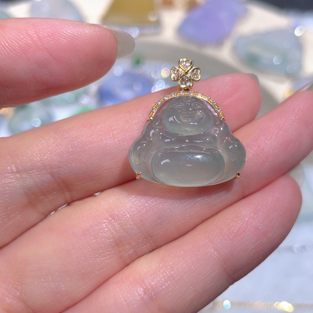 颈饰18K金镶嵌翡翠翡翠