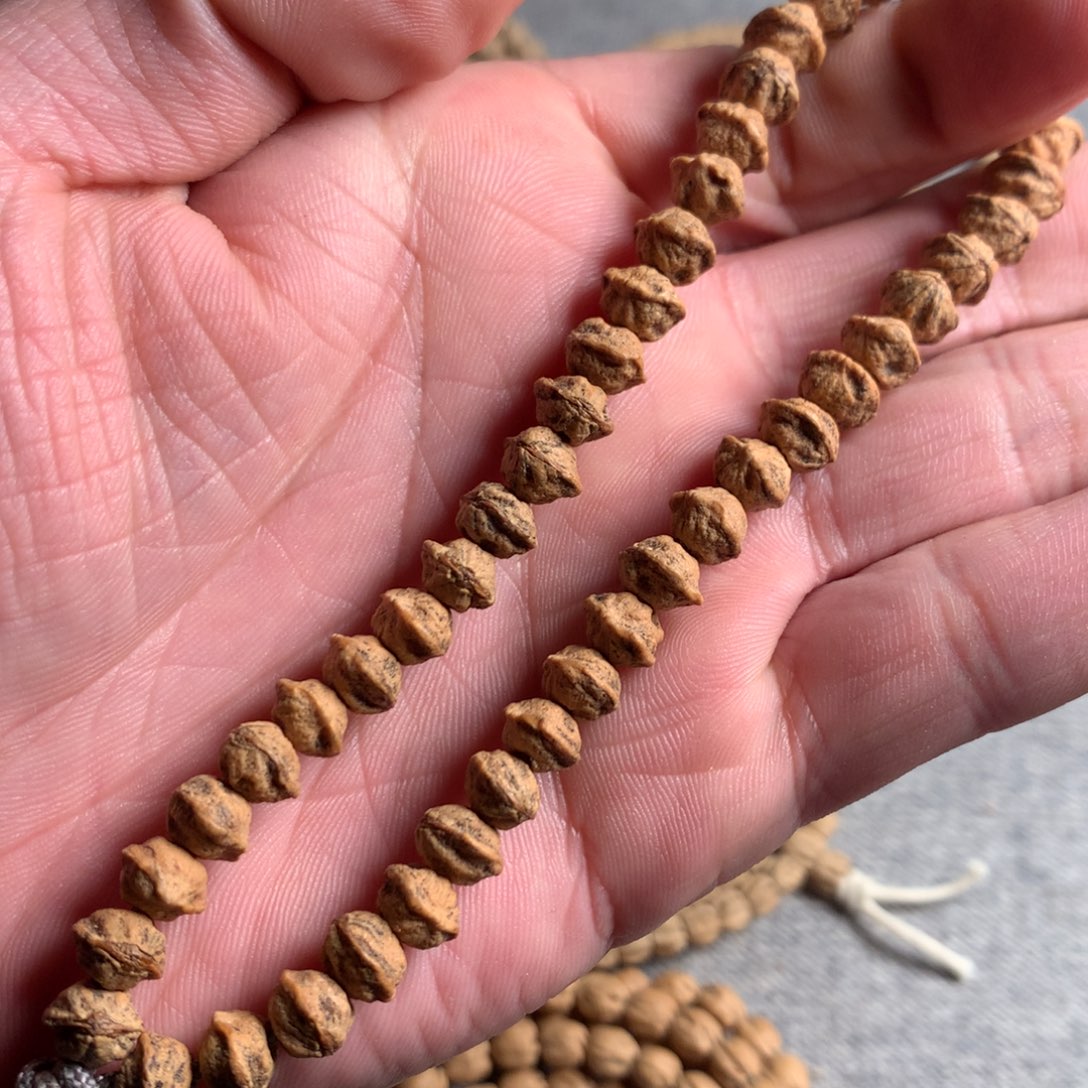 柏香籽/百香籽手串手持