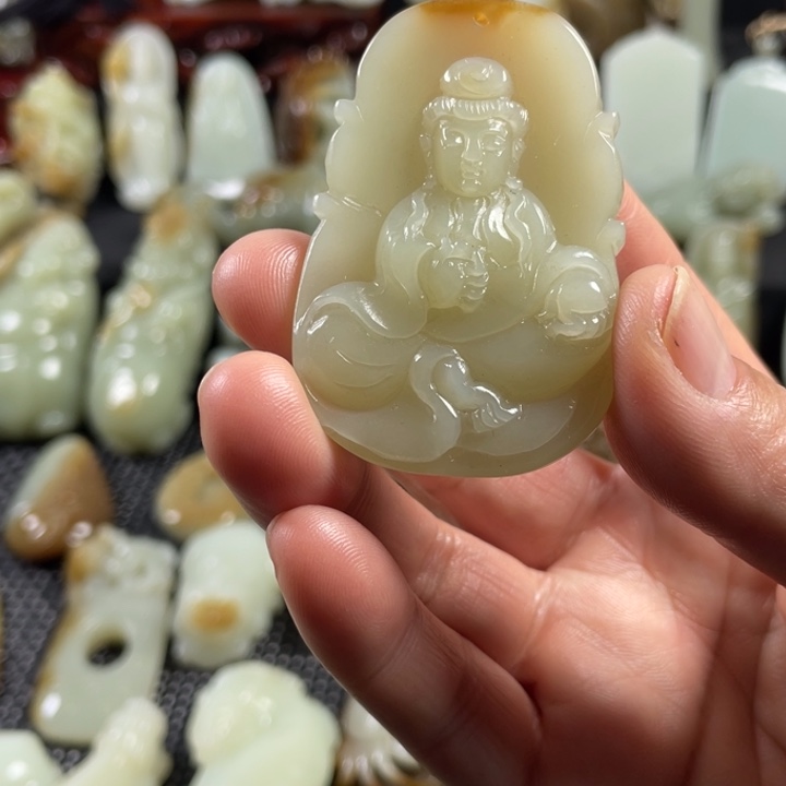 和田玉（糖玉）未镶嵌挂件