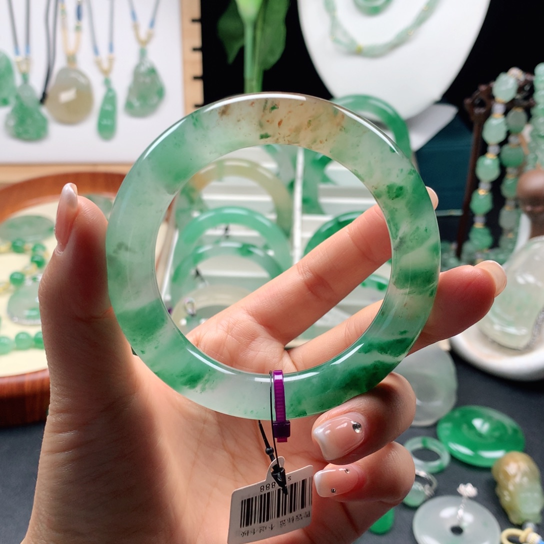 未镶嵌手镯石英质玉