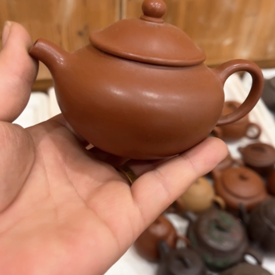 紫砂茶壶瑕疵……………………