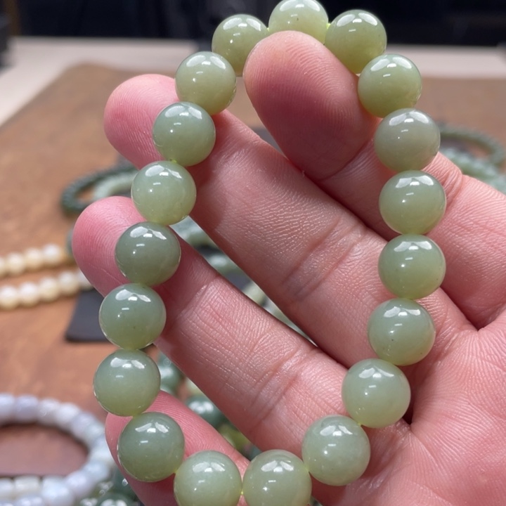 和田玉手链未镶嵌