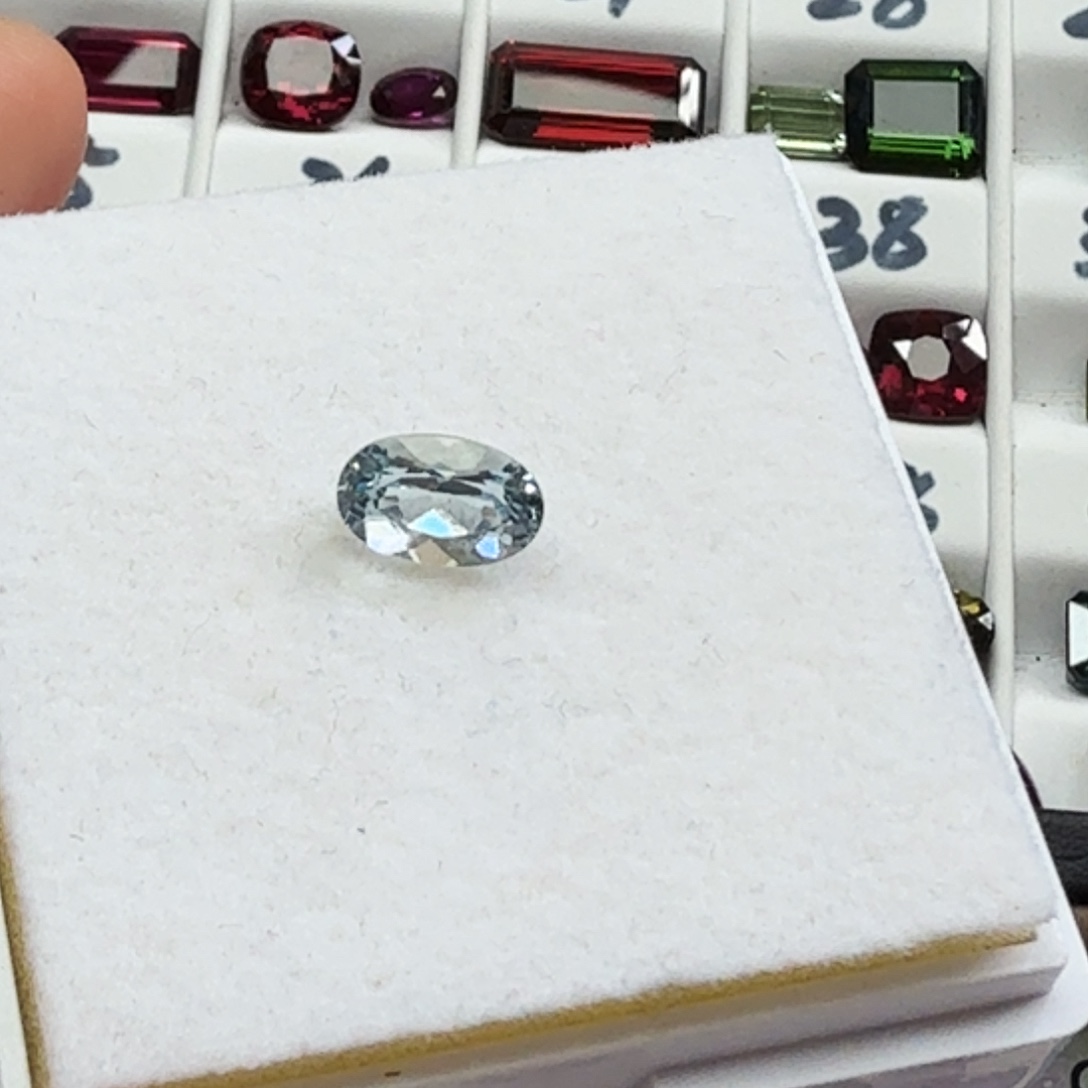 海蓝宝石裸石福利款卡6×9毫米