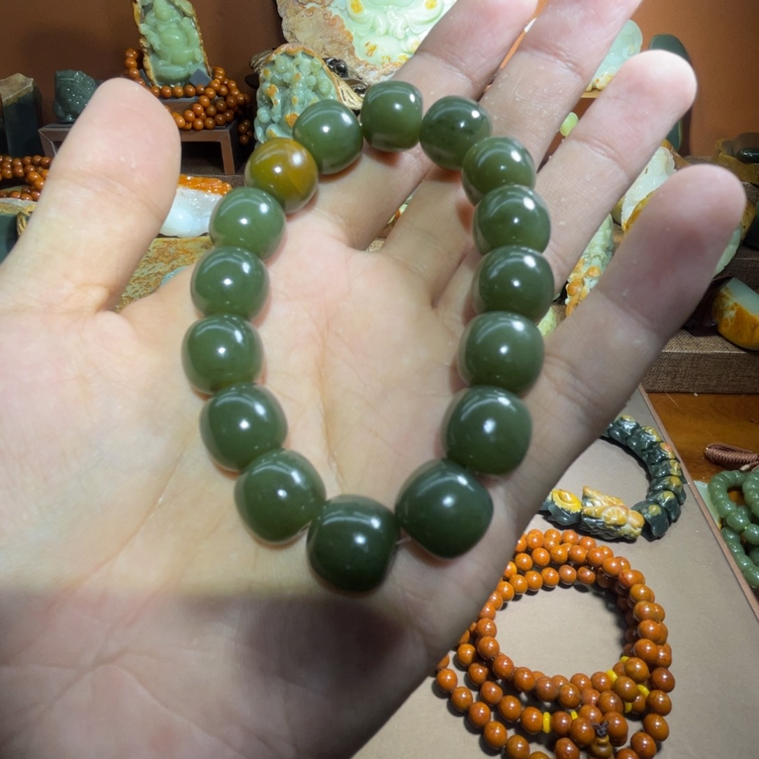 透闪石质玉手链13 14未镶嵌