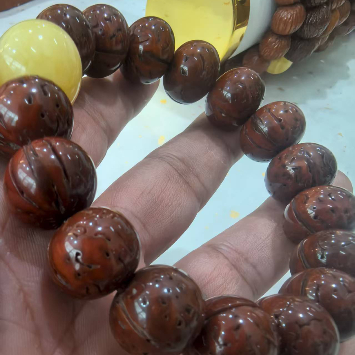 桃核纯手盘厚包浆
