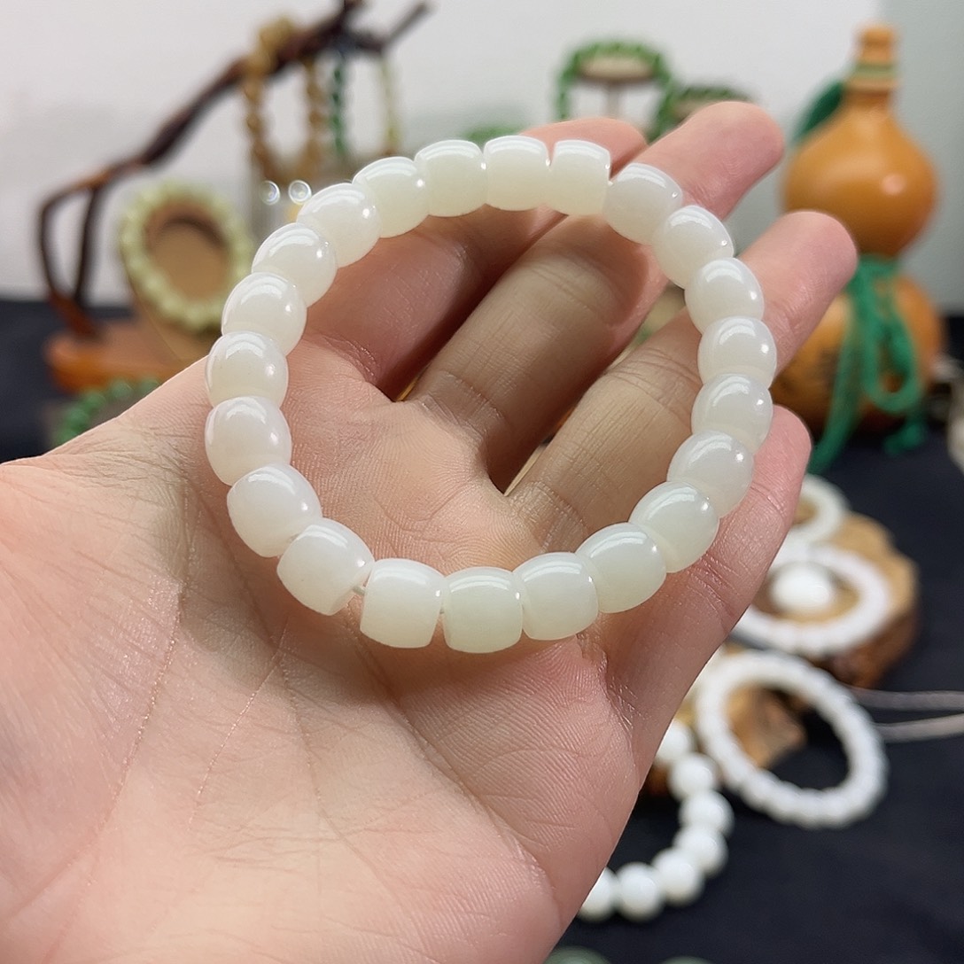 和田玉未镶嵌颈饰俄料-白玉-老型直切手串-10mm