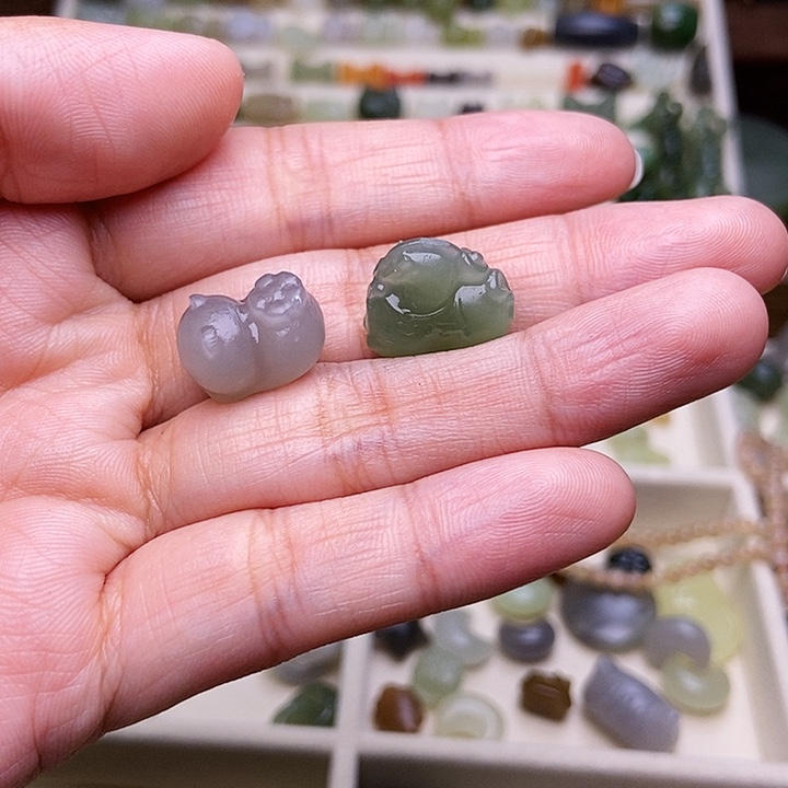 未***来和田玉未镶嵌手链