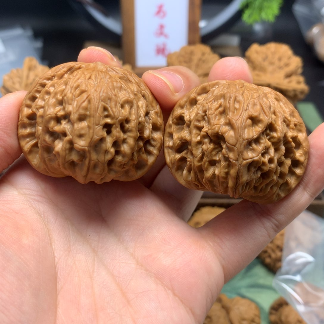 文玩核桃吊坠44磨盘