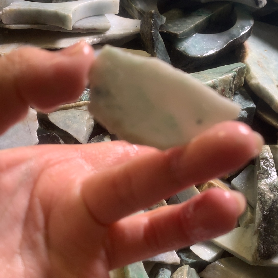 翡翠颈饰未镶嵌缅甸翡翠