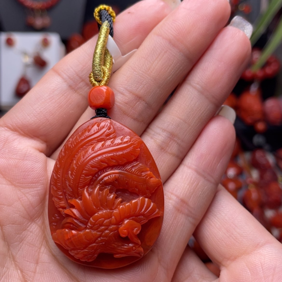 【闪购商品】南红玛瑙火凤凰未镶嵌丰*