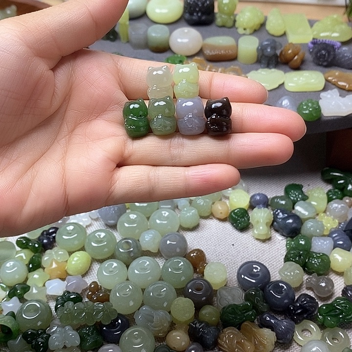 未镶嵌和田玉挂件猫98一个多样性发其一