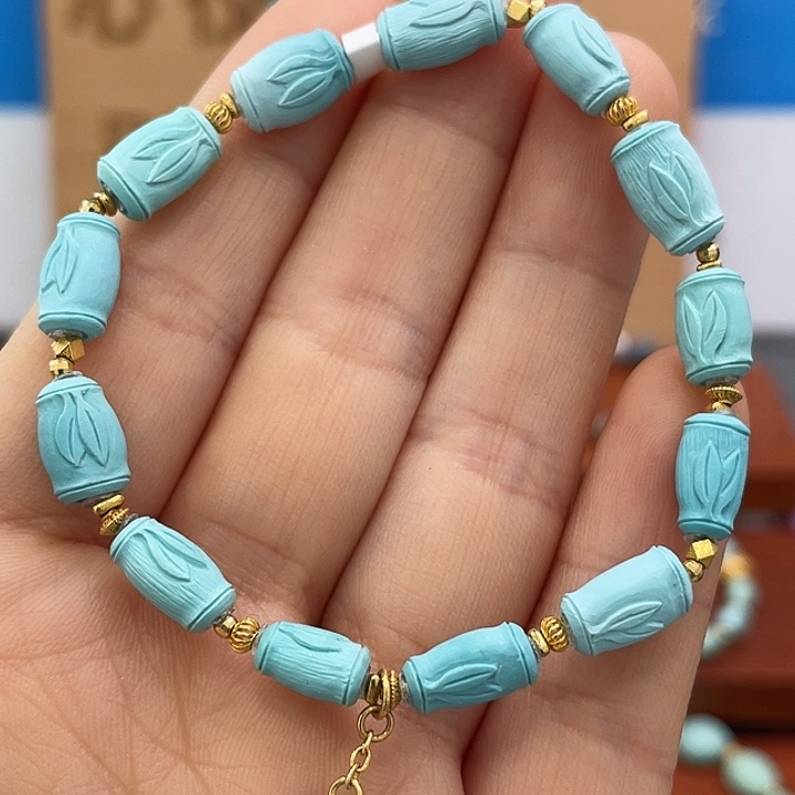 绿松石18K金镶嵌珠宝奇石