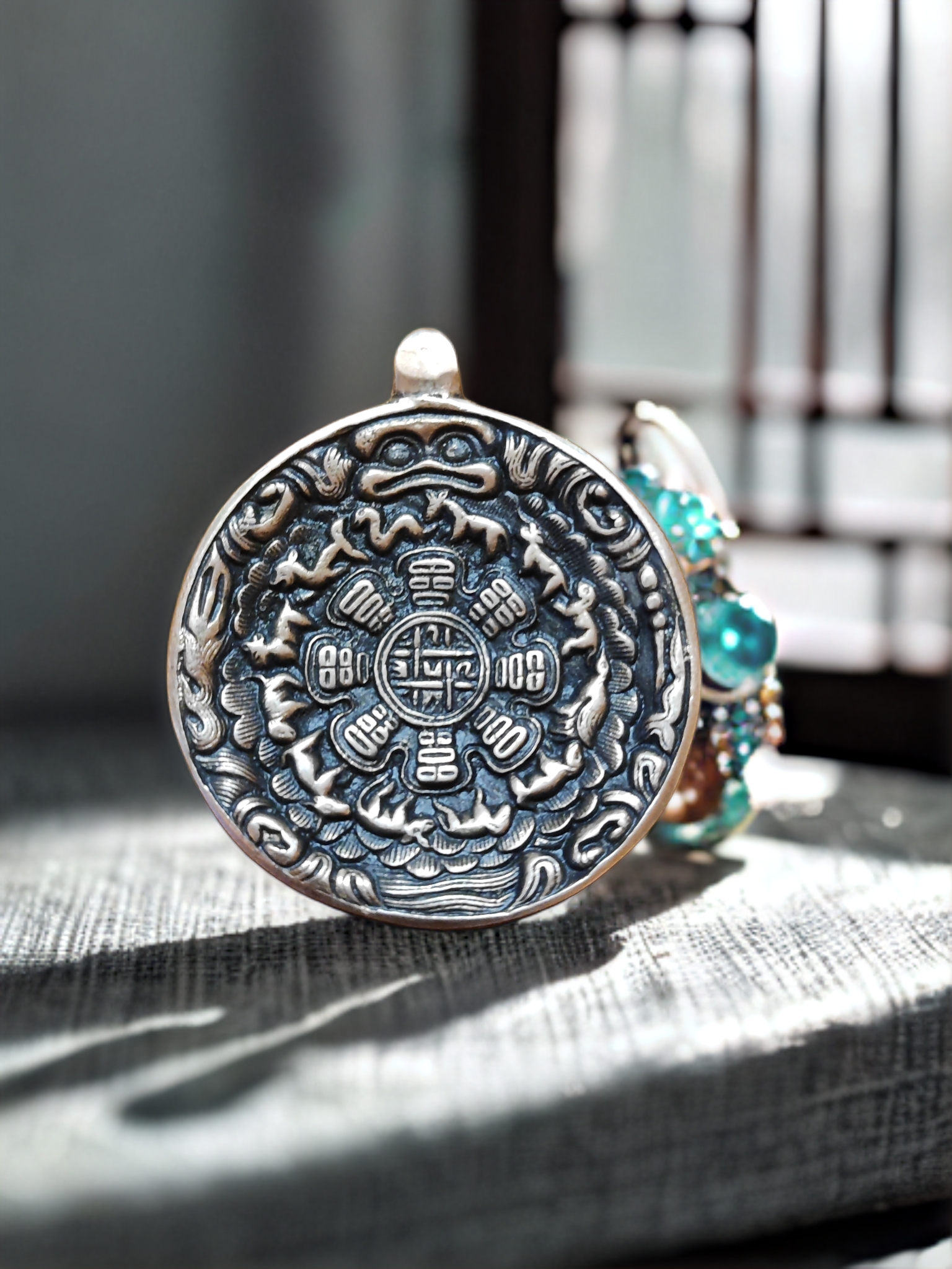 钛钢吊坠 银制品錾刻坠子时尚个性古民族风古风