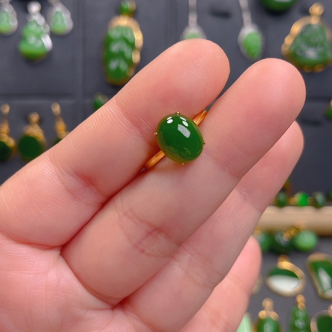 和田玉（碧玉）戒指18K金镶嵌孤**赏1280