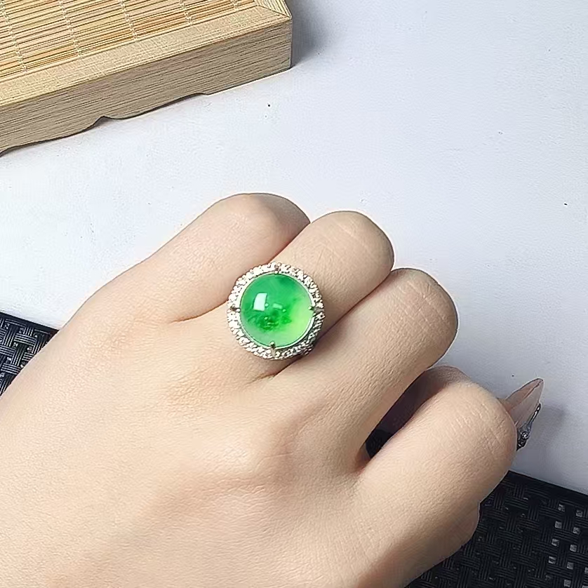 （聚宝严选）B43绿飘花大蛋面戒指精致精美气质时尚百搭妈妈款