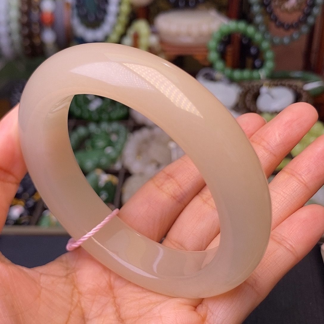 和田玉手镯未镶嵌56.8 熟藕粉浓色收藏脂膏级手镯