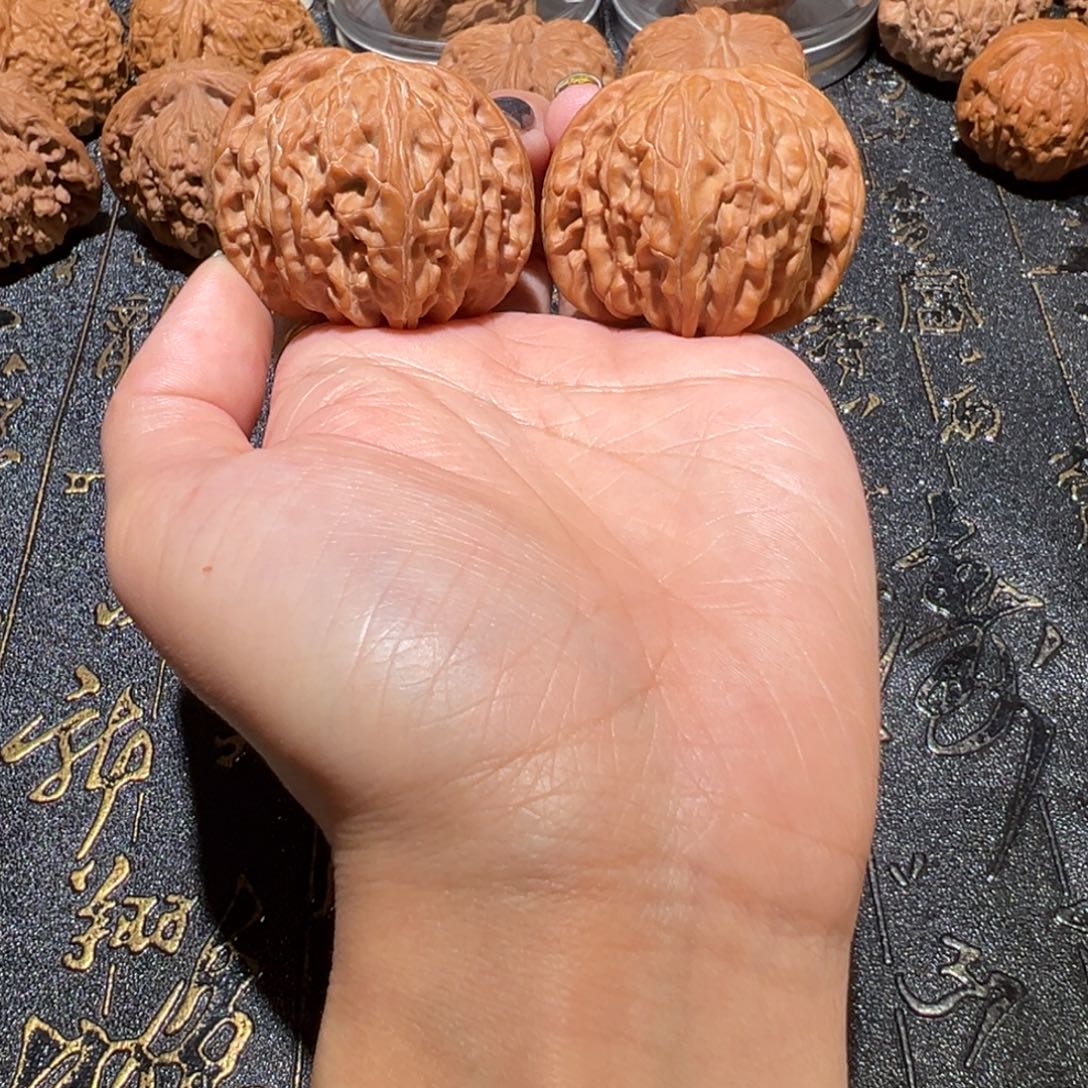 文玩核桃吊坠磨盘42手把件200