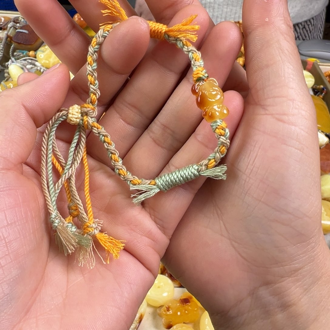 蜜蜡裸石未镶嵌蜜蜡