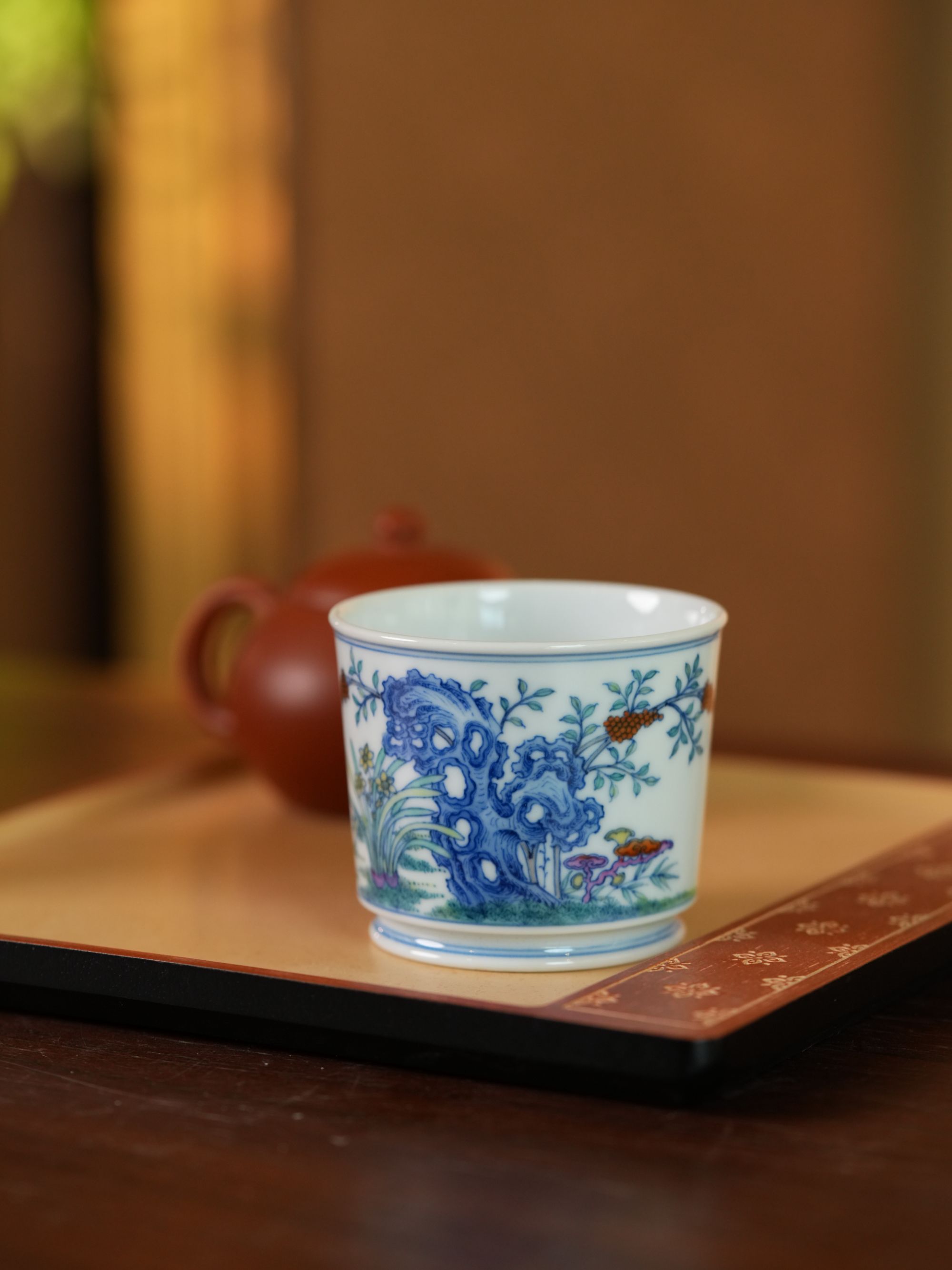 致远  斗彩芝仙祝寿图容天杯