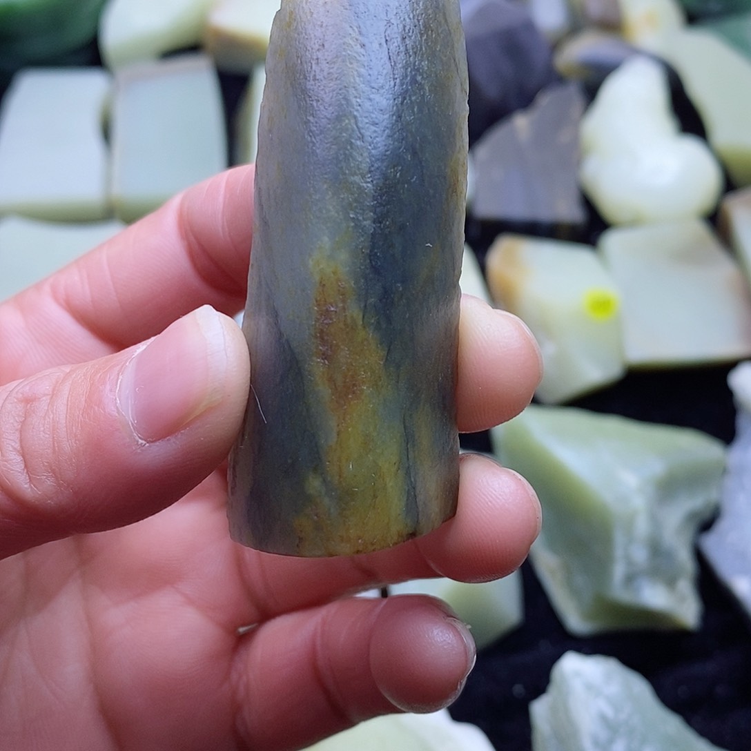 颈饰未镶嵌和田玉简**心