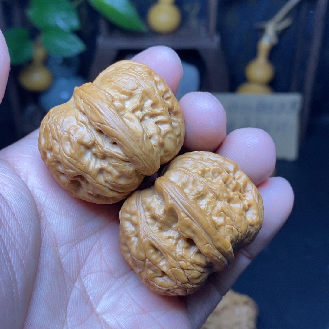 文玩核桃吊坠40+元宝