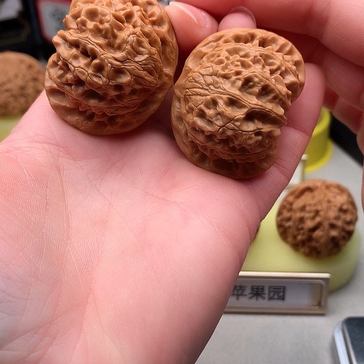 文玩核桃吊坠42尺宫灯699号