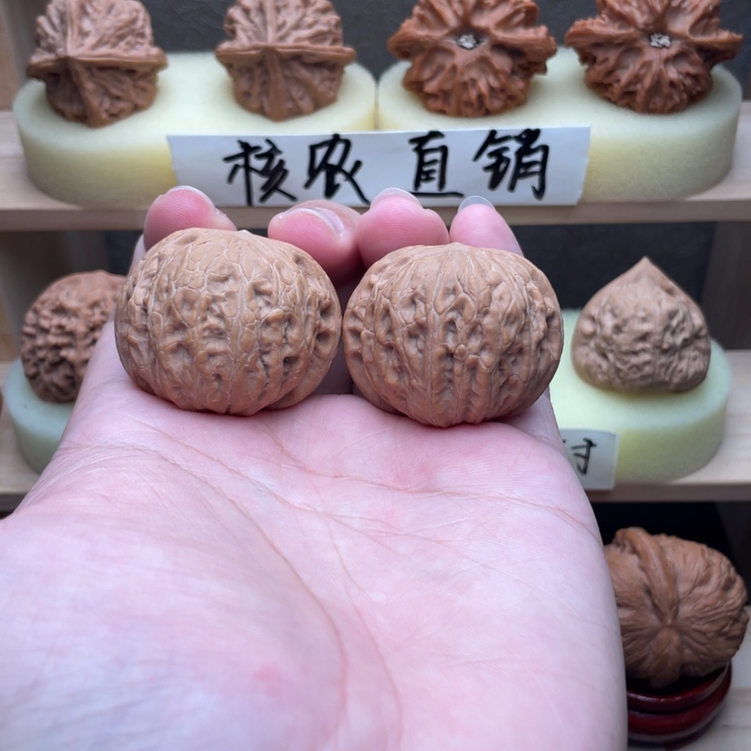 文玩核桃吊坠全品铁锤40➕交友价