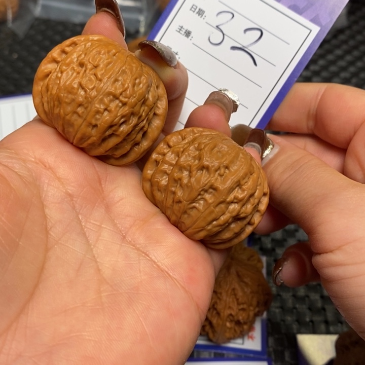 把件文玩核桃32铁锤39