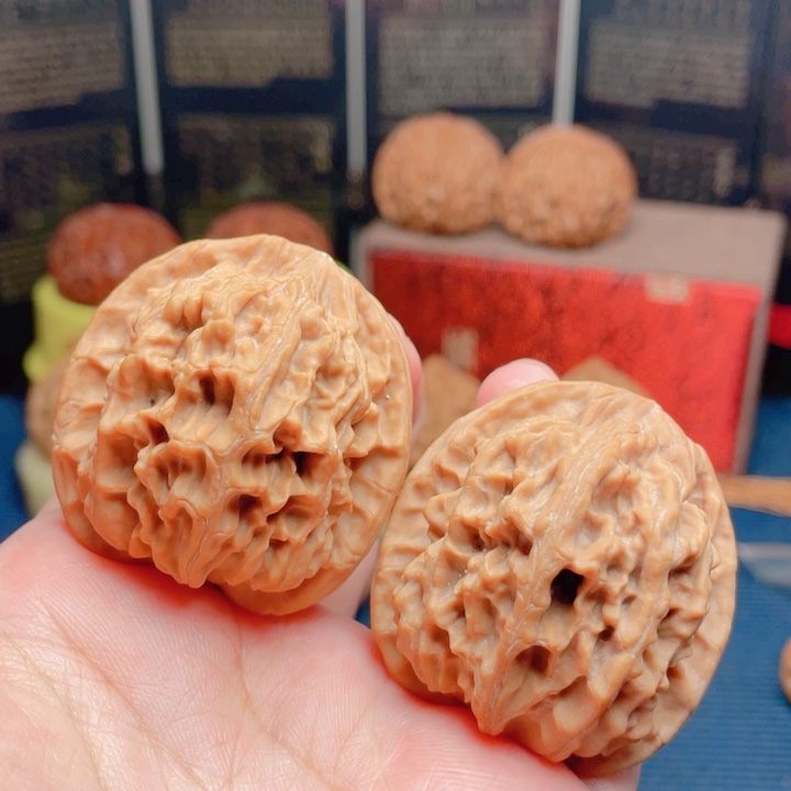 文玩核桃吊坠40货头全品老树无药天地