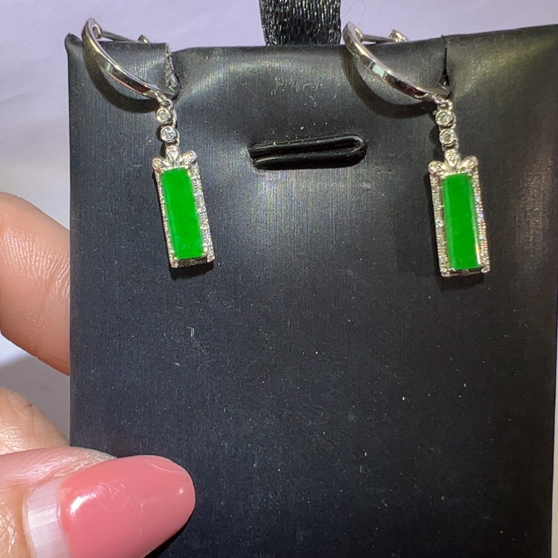 翡翠颈饰18K金镶嵌耳环