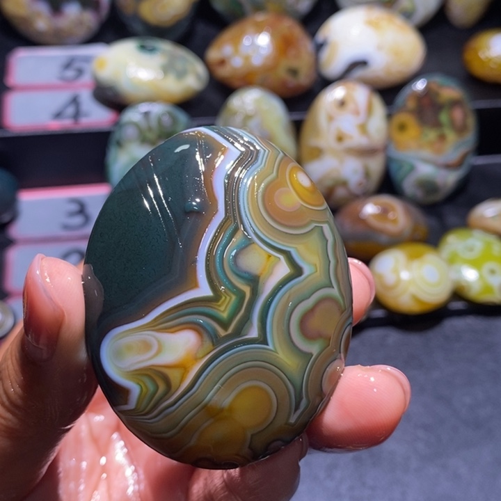 玛瑙/玉髓未镶嵌珠宝奇石119