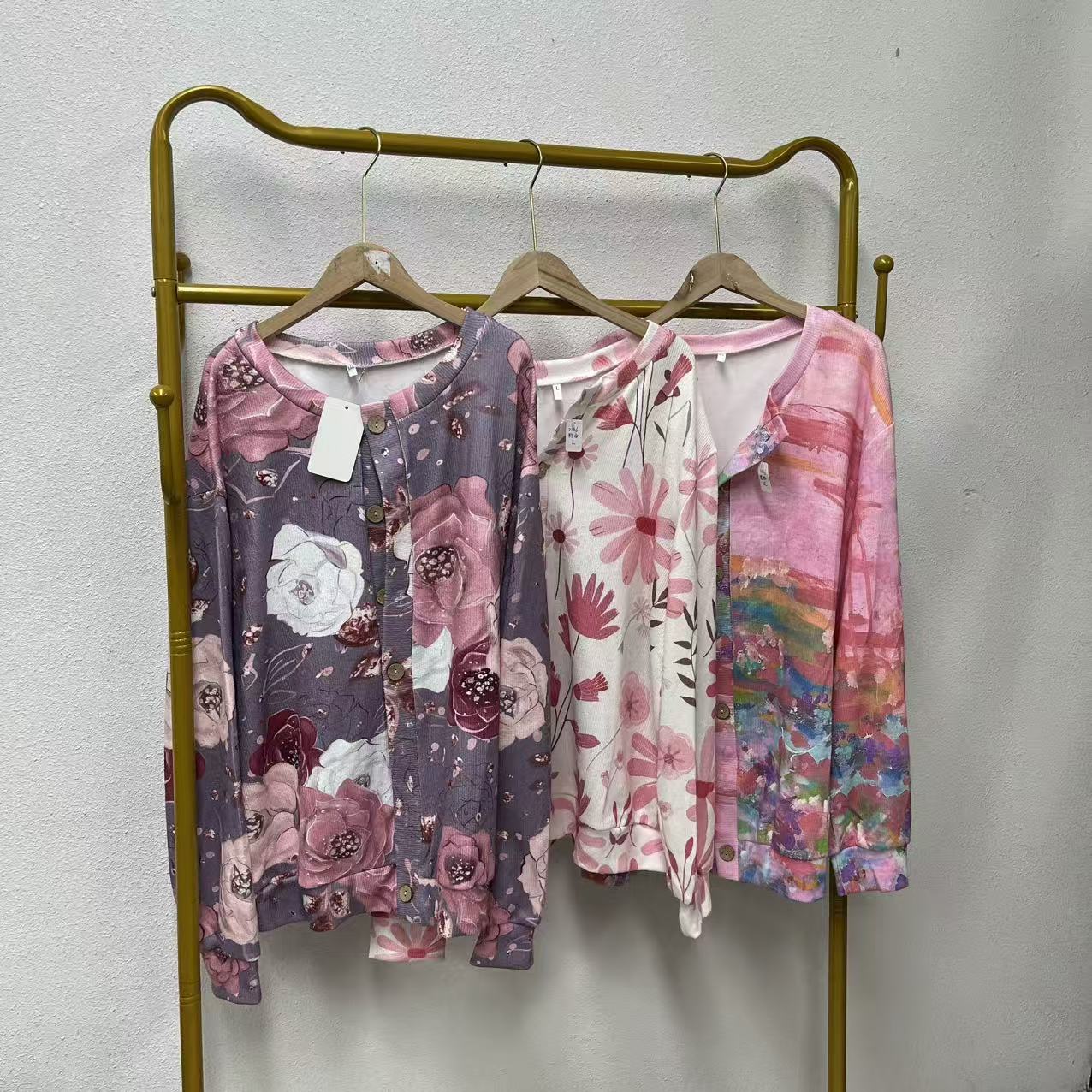 唯琳剪标   A8-6-2146款   春季夏季印花圆领上衣