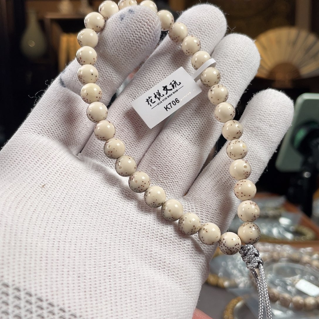*****手串星月菩提8mm 石玉料瓷白通体留白圆珠手持 K706