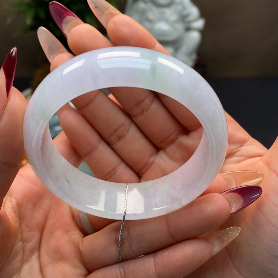 翡翠手镯未镶嵌天然