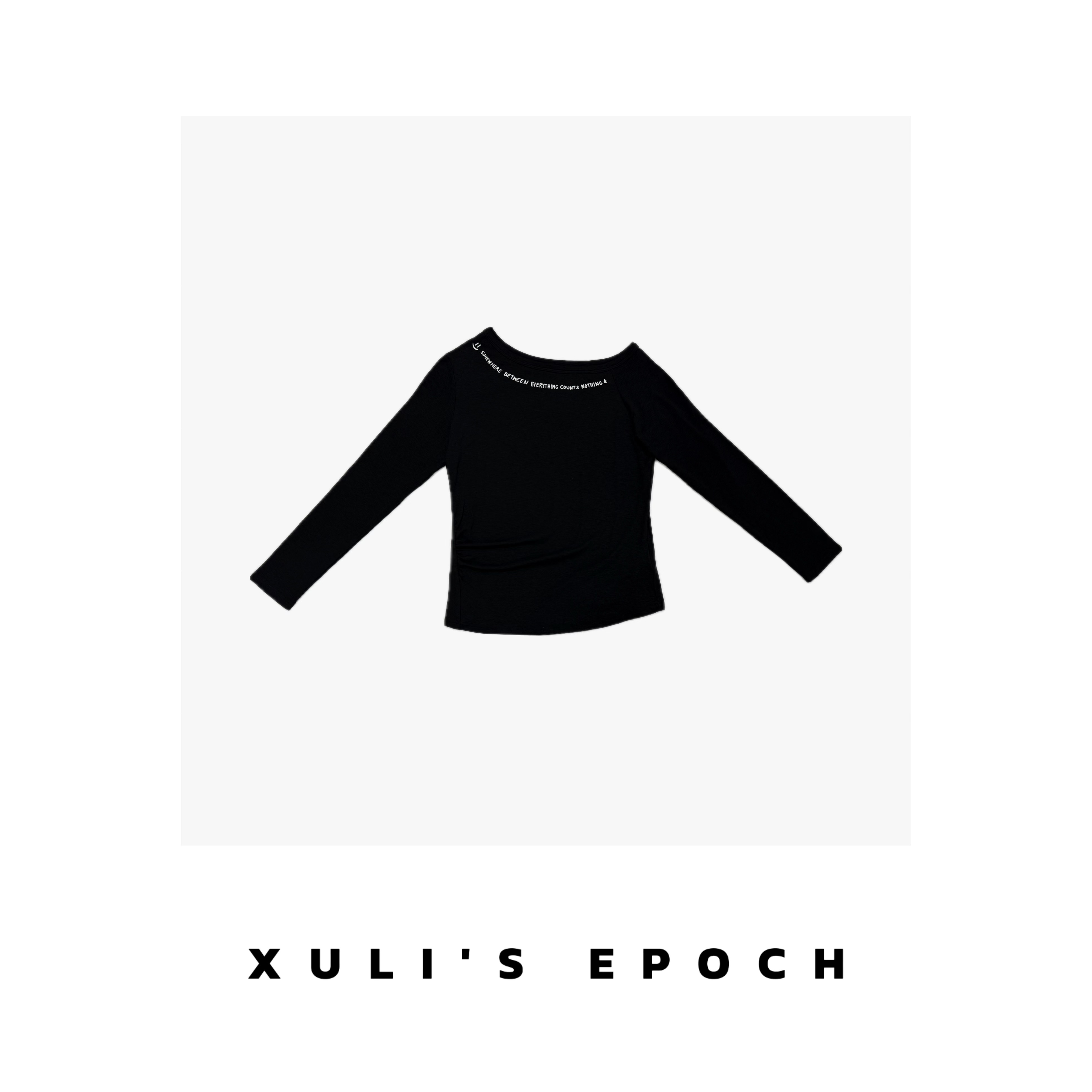 XULI'S EPOCH一字领线条字母长袖T恤·早秋限定·826-2168