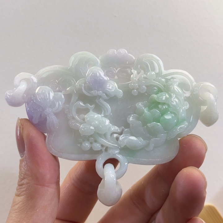 翡翠吊坠(赠链)未镶嵌代编织