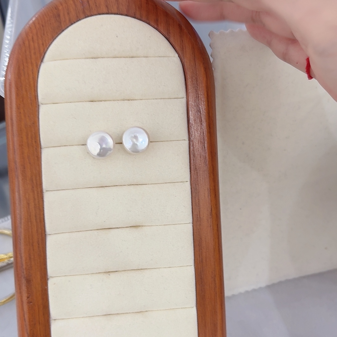 银S925镶嵌淡水珍珠耳饰